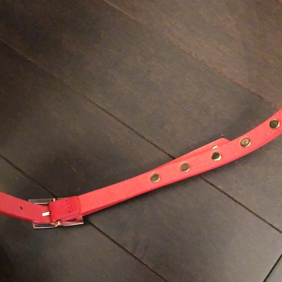 FREE NWOT Red Stud Belt - Picture 4 of 4